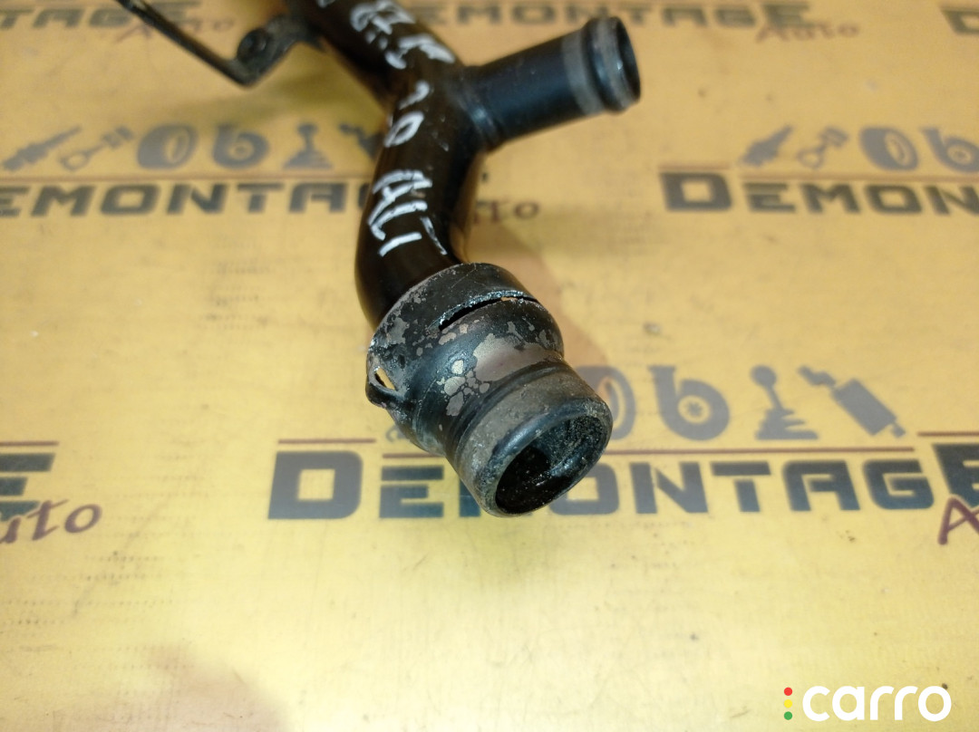 06B121065AA Трубка системы охлаждения Audi A4 B6 8E2 2001г. - фото №6