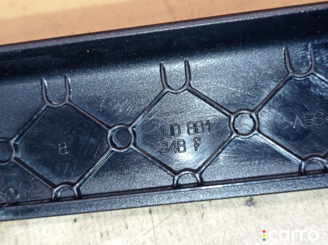 1J0881347D Накладка на салазки сиденья Volkswagen Passat B5 3B5 1999г. - фото №11
