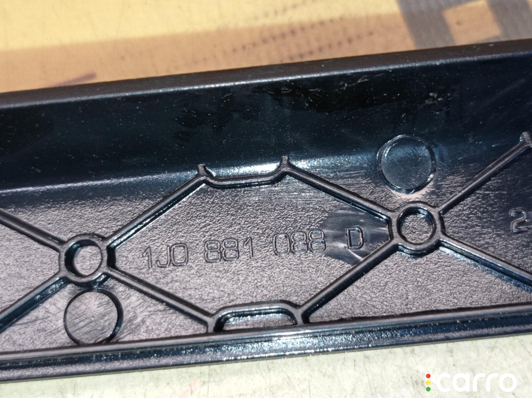 1J0881347D Накладка на салазки сиденья Volkswagen Passat B5 3B5 1999г. - фото №13