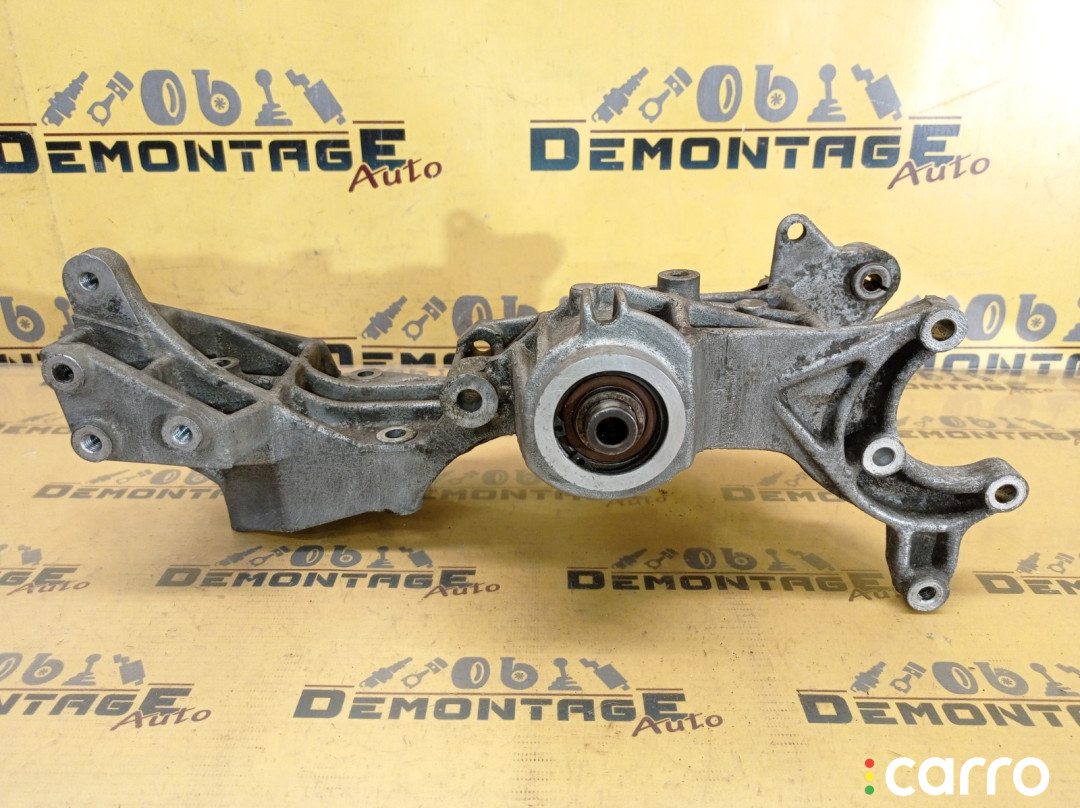 058145523D Кронштейн генератора Volkswagen Passat B5 3B5 1999г. - фото №2