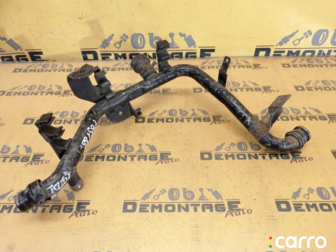038121065BH Трубка системы охлаждения Volkswagen Passat B5 3B3 2000г. - фото №1