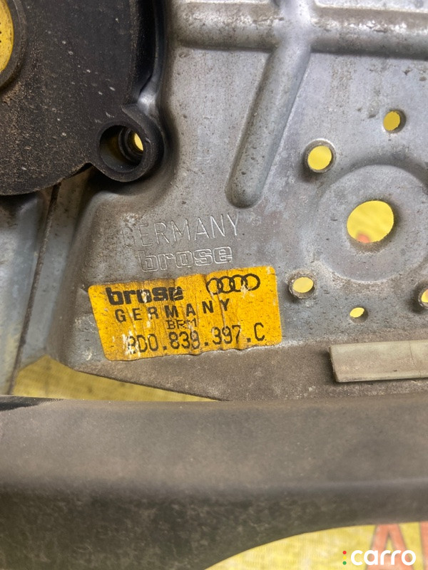 8D0839397C Стеклоподъемник задний левый Audi A4 B5 1999г. - фото №4