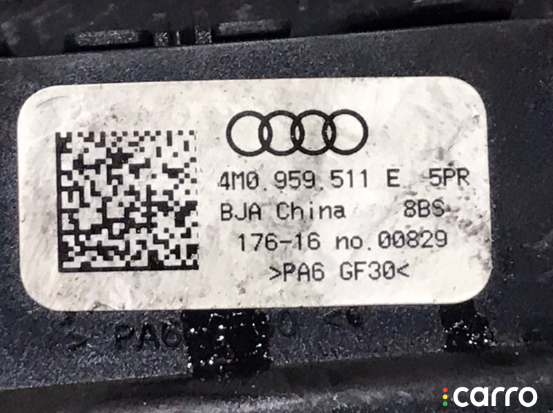 4M0959511E Кнопка управления подвеской задняя левая Audi Q7 II 4M 2016г. - фото №3