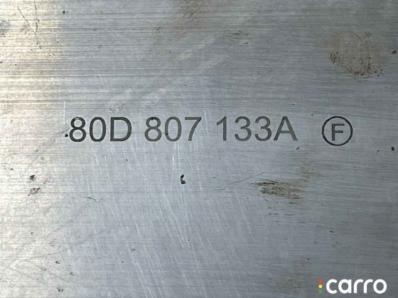 80A807133 Кронштейн усилителя левый Audi Q5 FY B5 NY 2020г. - фото №6