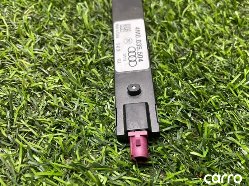 4M0035504 Усилитель антенны Audi Q5 FY B5 NY 2020г. - фото №2