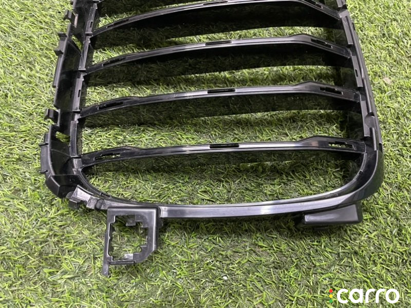 51137454887 Решетка радиатора левая BMW X5 G05 - фото №2