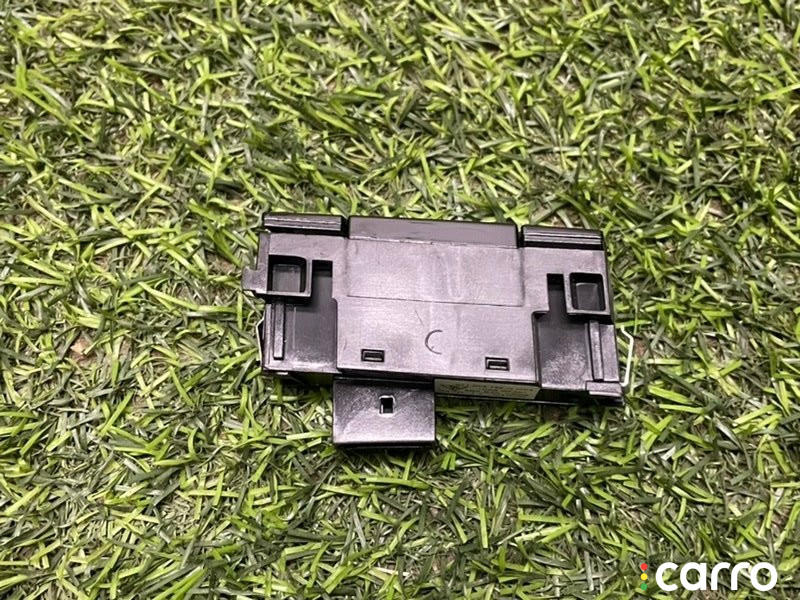 971962125G Кнопка центрального замка передняя правая Porsche Cayenne E3 9Y 2018г. - фото №5