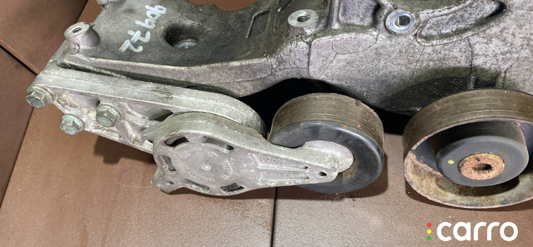 ALT, BFB, AVJ, AMB, 06D903143C, 06B903133A Кронштейн генератора Audi A4 B6 2004г. - фото №3