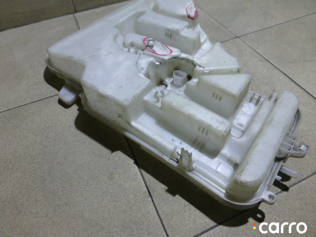 61667241674 Бачок омывателя лобового стекла BMW 3-series F30 - фото №5