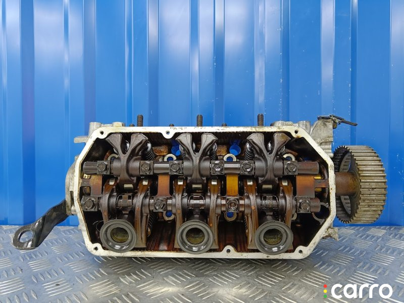 MD332658 Головка блока цилиндров левая Mitsubishi Galant 8 1997г. - фото №1