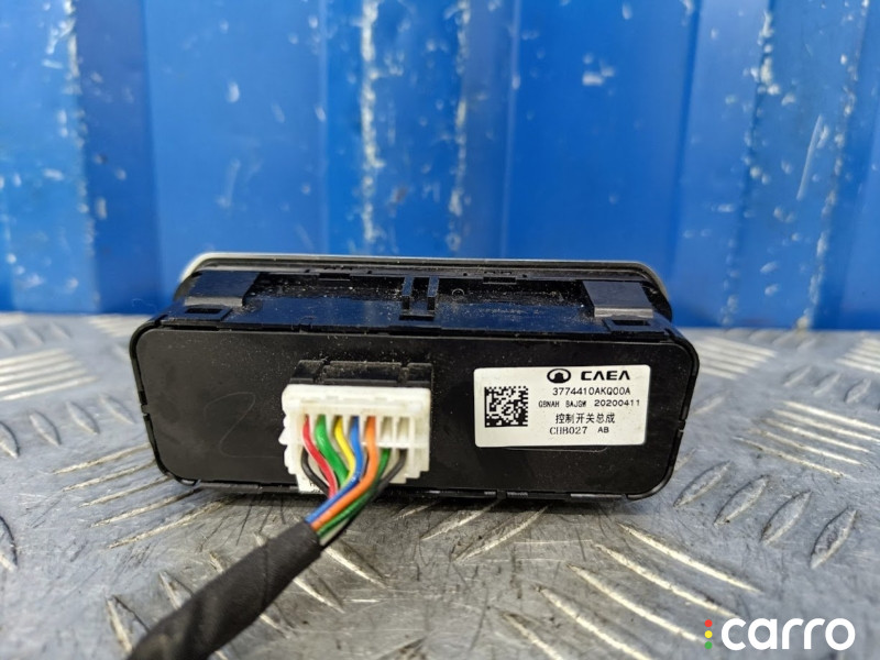 3774420XKQ00A Блок кнопок Haval F7 1 2020г. - фото №4
