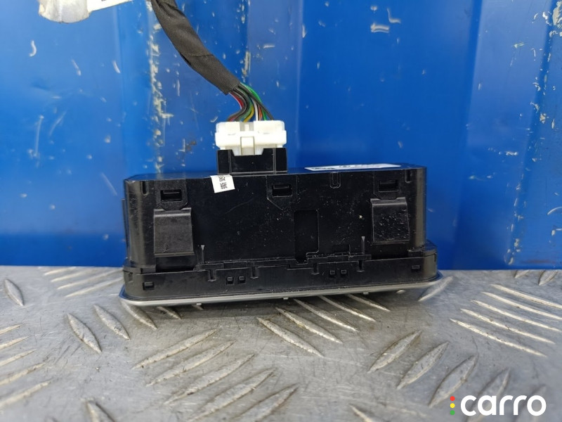 3774420XKQ00A Блок кнопок Haval F7 1 2020г. - фото №7