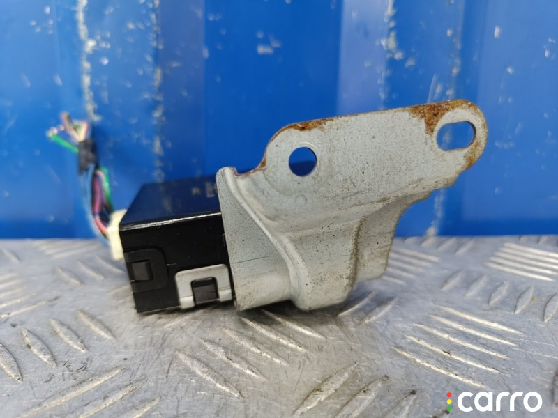 8953360090 Блок управления раздаточной коробкой Toyota Land Cruiser J100 1998г. - фото №8