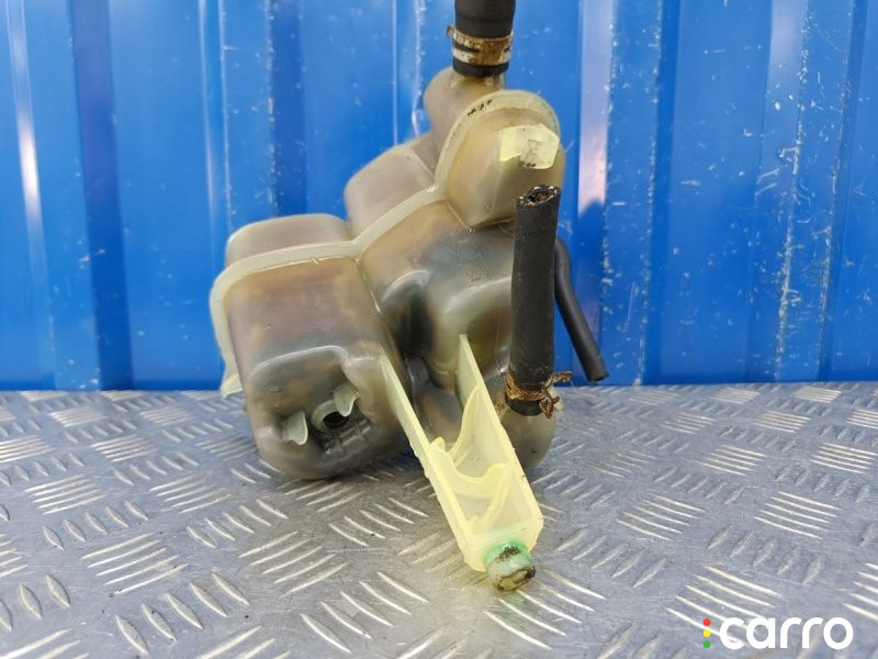 YF0915350E Бачок расширительный Mazda Tribute EP 2001г. - фото №4