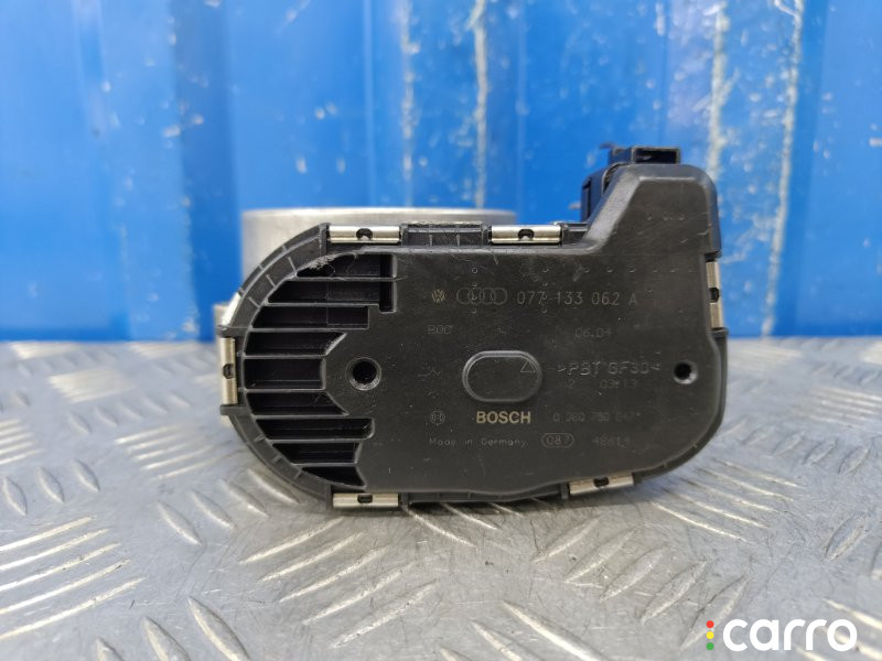 077133062A Заслонка дроссельная Audi A8 D3 2004г. - фото №1