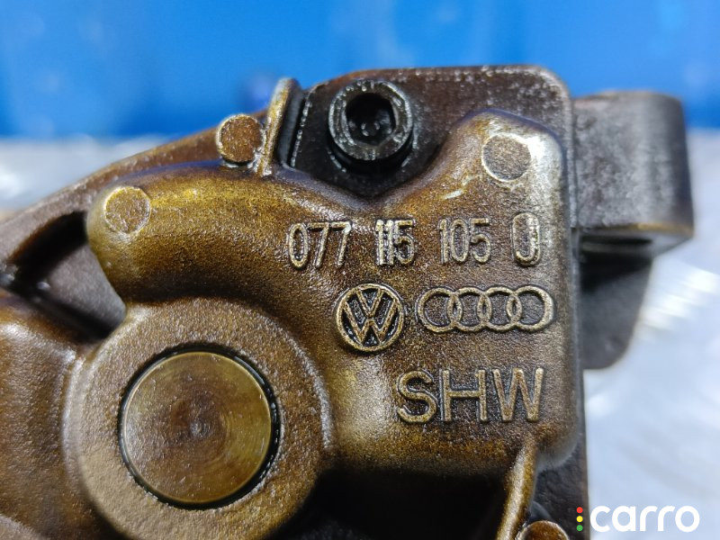 077115105J Масляный насос Audi A8 D3 2004г. - фото №2