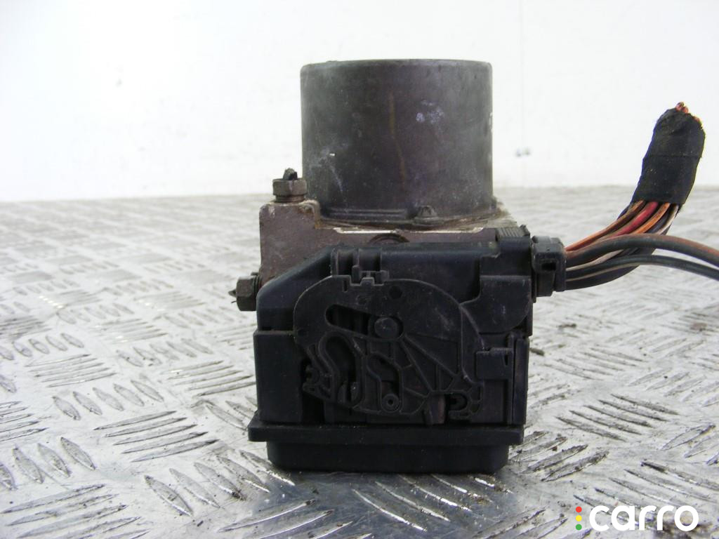 8200038695, 0265800300, 0265231300 Блок ABS Renault Megane 2 2003г. - фото №3