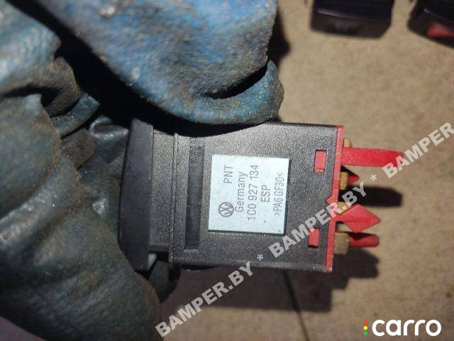 1C0927134 Кнопка антипробуксовочной системы (ABS/ESP) Volkswagen Beetle 1600i 5-й рест 2002г. - фото №2