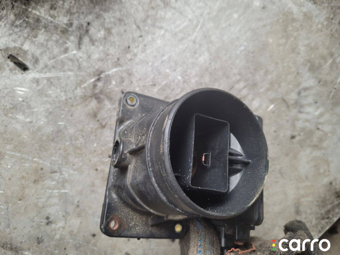 E5T08471 Расходомер воздуха Mitsubishi Carisma 2000г. - фото №2