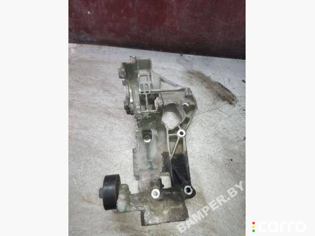 038903143F Кронштейн генератора Audi A3 8L 1998г. - фото №2