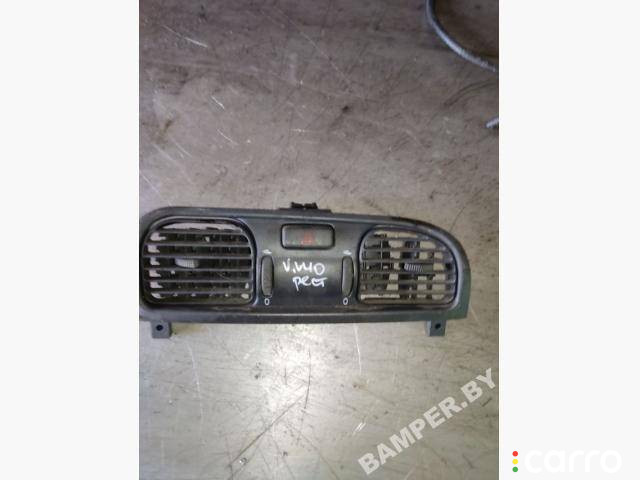 Дефлектор обдува салона Volvo V40 2001г. - фото №1