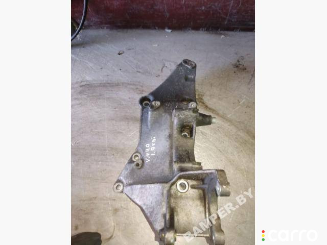 8200115762 Кронштейн генератора Volvo V40 2001г. - фото №2