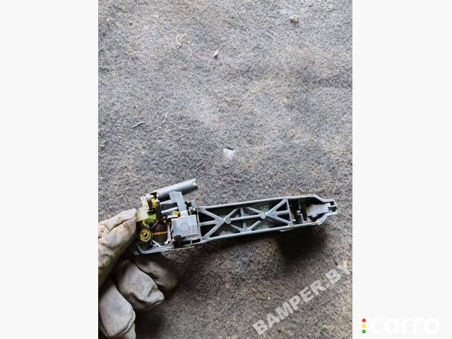 ручка наружная двери задней левой Toyota RAV4 2 (XA20) 2002г. - фото №2