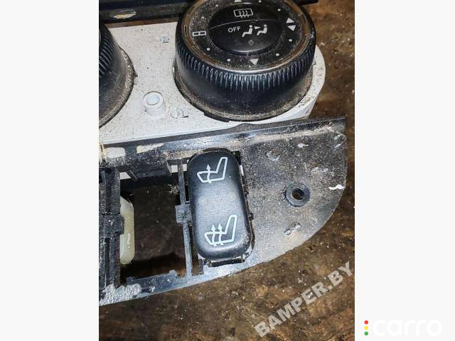 Кнопка обогрева сидений Mercedes-Benz M W163 2002г. - фото №2