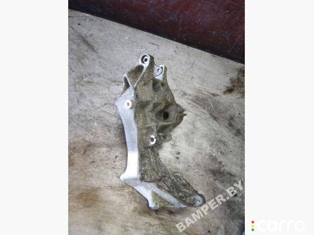 Кронштейн генератора Audi A4 B5 1997г. - фото №2