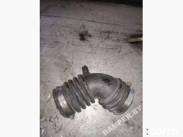 04881558AA патрубок воздушного фильтра Chrysler PT Cruiser 2003г. - фото №1