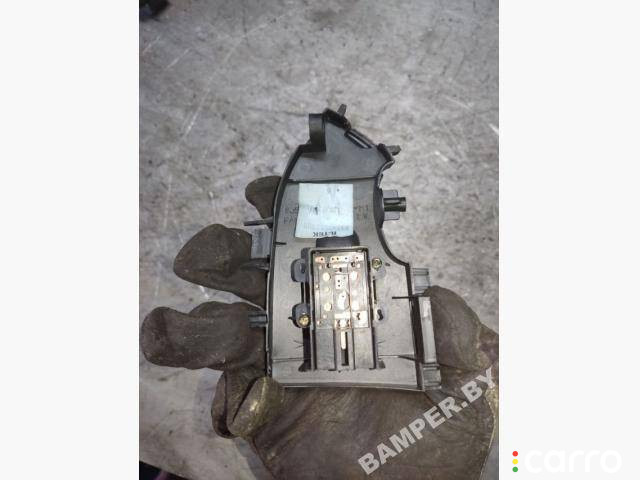 кнопка стеклоподъемника передней правой Honda Civic 7 2002г. - фото №2