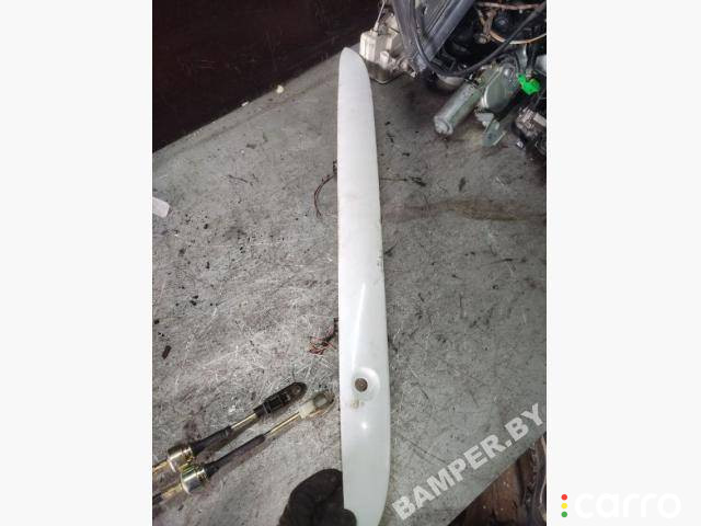 накладка подсветки номера Mercedes-Benz Vaneo W414 2002г. - фото №1