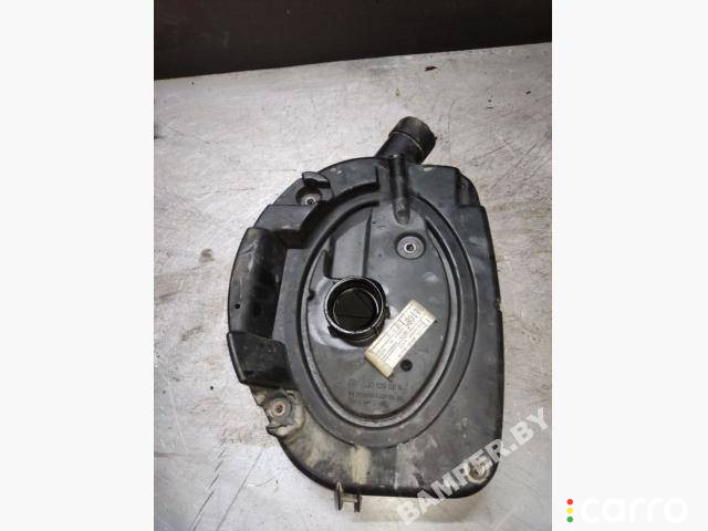 030129611N Корпус воздушного фильтра Volkswagen Polo 3 1996г. - фото №2