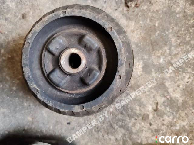 6383230420 опора амортизатора (верхняя чашка) Mercedes-Benz Vito W638 1997г. - фото №3