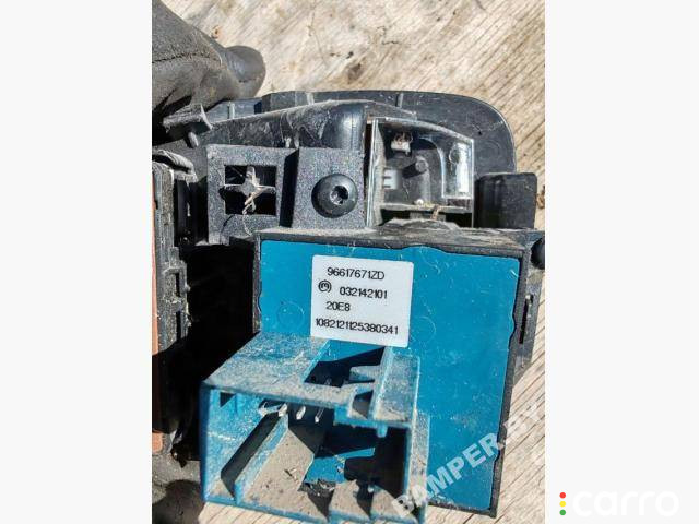 96617671ZD Кнопка ручного тормоза (ручника) Citroen C5 2 2010г. - фото №3