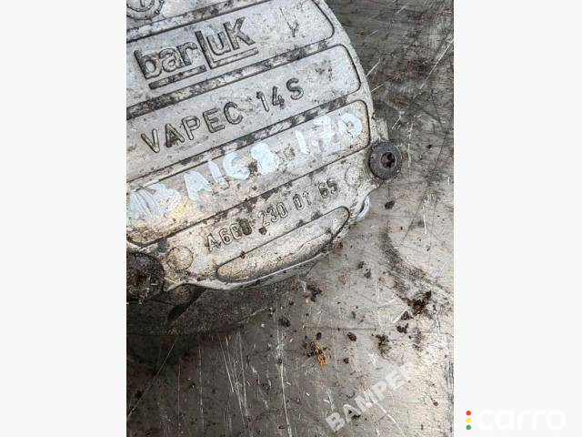 A6682300165 насос вакуумный Mercedes-Benz A W168 1999г. - фото №3