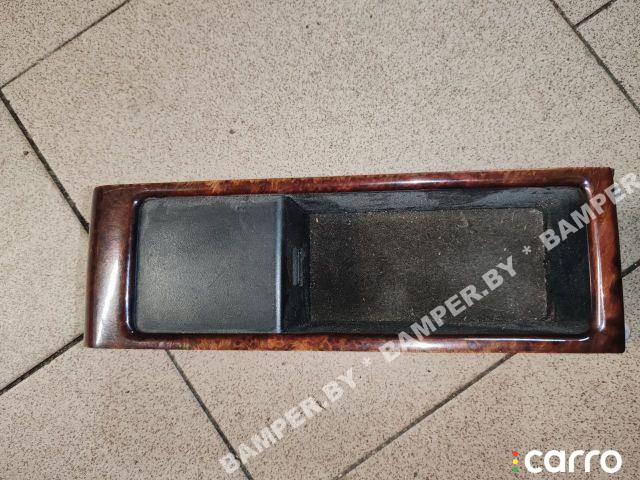 4B0863300B вещевой ящик центральной консоли Audi A6 4B/C5 2000г. - фото №1