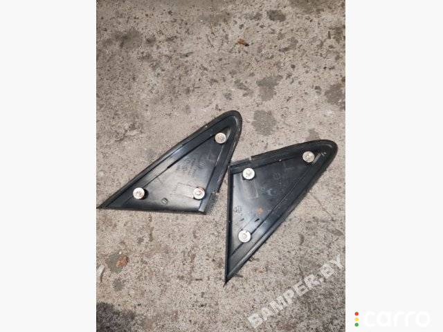 4M51A16004A, 4M51A16003A накладка крыла (уголок зеркала) переднего Ford Focus 2 2009г. - фото №2