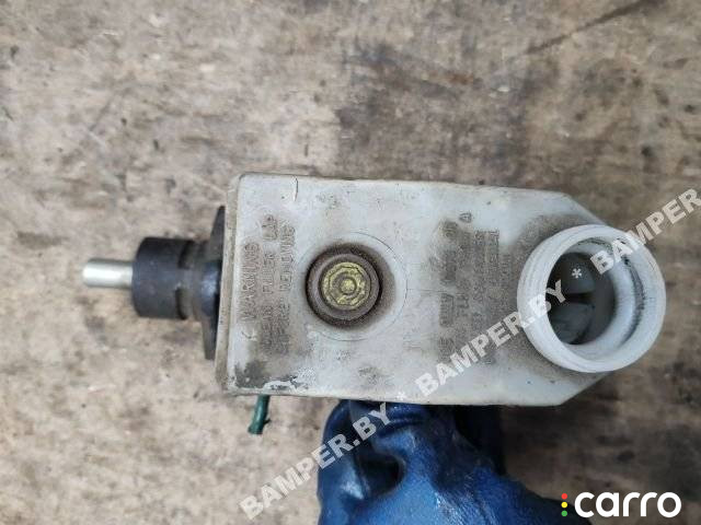 7700628034 цилиндр тормозной главный Renault Scenic 1997г. - фото №4