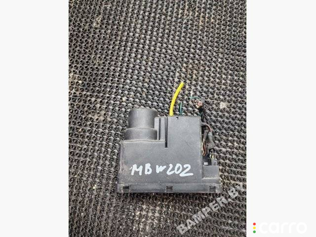 2028001448 компрессор центрального замка Mercedes-Benz C W202/S202 1997г. - фото №1