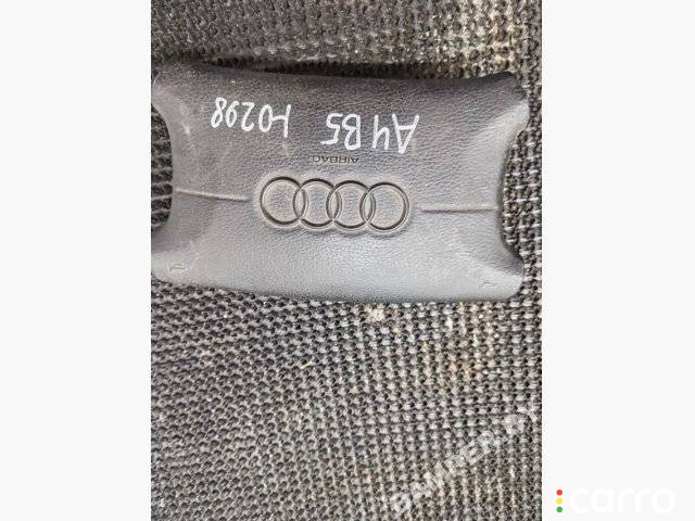 Подушка безопасности водителя Audi A4 B5 1996г. - фото №1