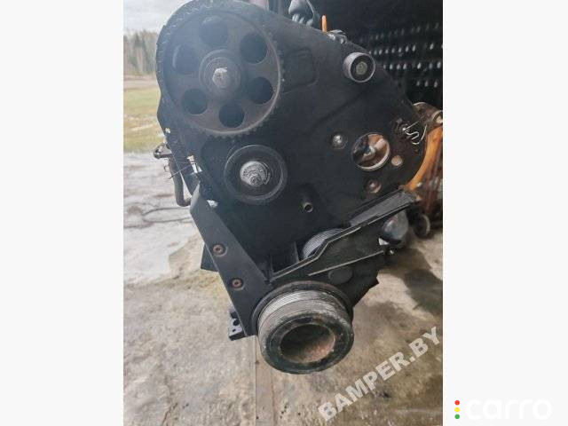 AHU Двигатель Audi A6 4B/C5 1998г. - фото №1
