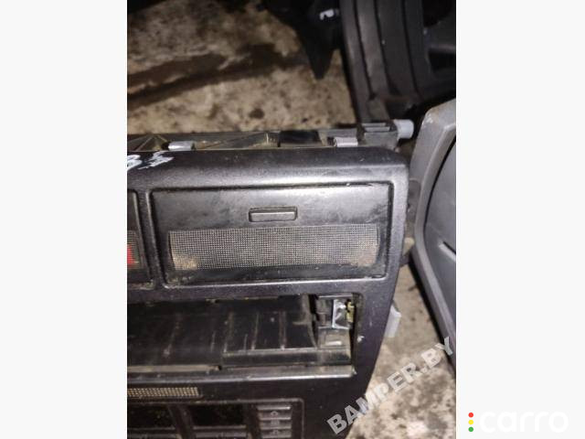 Бардачок Audi A4 B5 1996г. - фото №1
