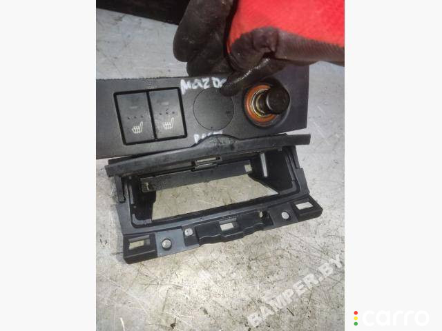 Кнопка обогрева сидений Mazda 3 BK 2007г. - фото №2