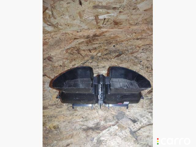 963261727A Дефлектор обдува салона Citroen C5 2005г. - фото №2