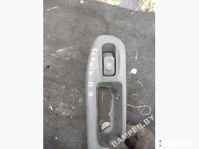 кнопка стеклоподъемника передней правой Renault Scenic 1998г. - фото №1