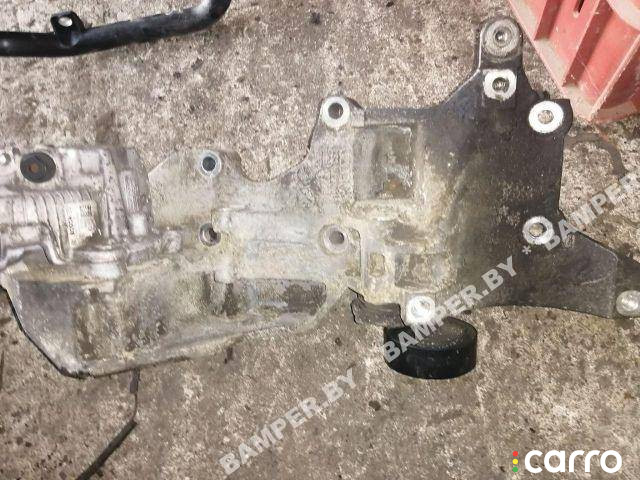 03L903143B Кронштейн генератора Volkswagen Passat B6 2009г. - фото №2