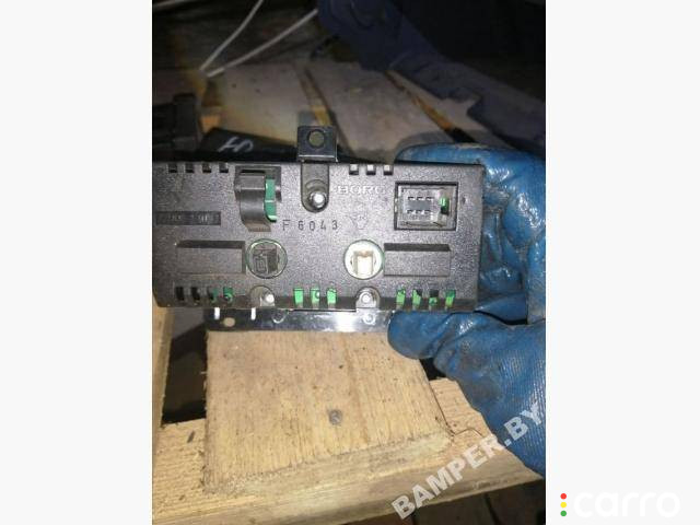 7700823081 Часы Renault Laguna 1997г. - фото №3