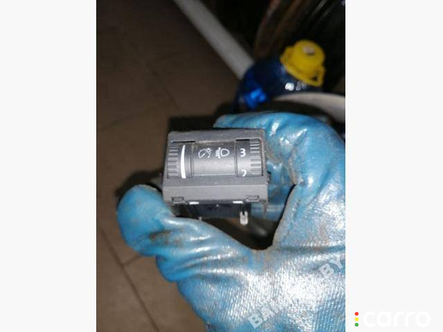 1Z0941333 Кнопка корректора фар Skoda Octavia (A4) 2007г. - фото №1
