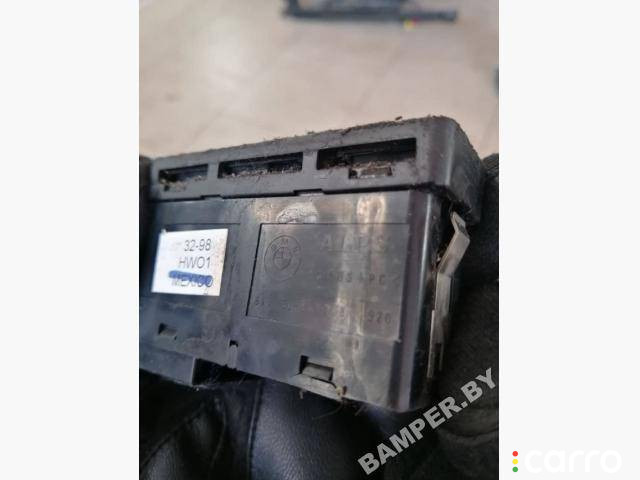 61318368920 кнопка аварийной сигнализации BMW 3 E46 1998г. - фото №2